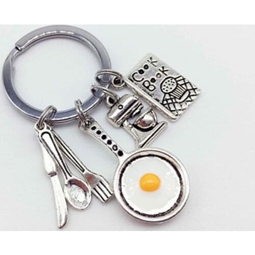 Omelette Chef Keychain Creative Kitchenware Pendant Key Chain For Man Woman Jewelry Accessories Gift