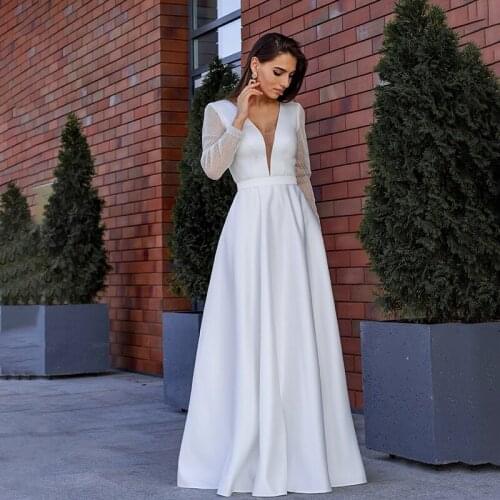 Elegant Beach Wedding Dresses Long Sleeve V-neck Lace Satin Boho Bridal Gown Plus Size Princess Party Gows