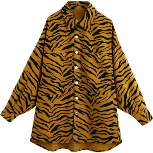 Women Leopard Print Patch pocket Shirt Coat 2020 New Female Turndown Collar Long Sleeve Loose Outerwear Casual Lady Tops C977