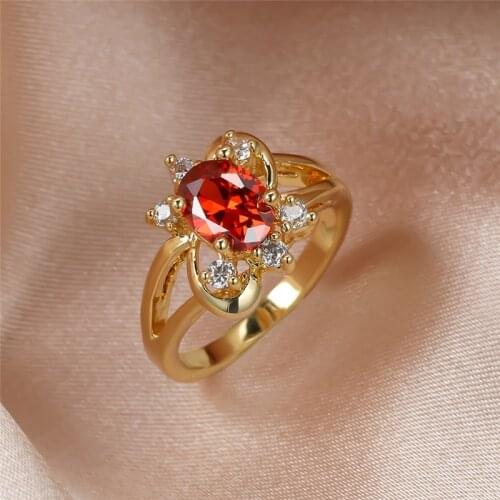 Charming Crystal Zircon Ring Red Oval Stone Flower Rings For Women Vintage Fashion Yellow Gold Jewelry Female Engagement Ring