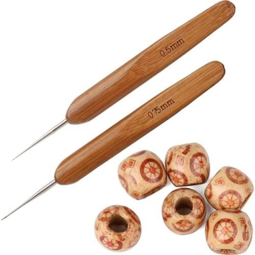 LMDZ 2 PCS Dreadlock Crochet Hook with 6 Wood Beads, Dreads Braiding Hair Crochet Hook Soft Touch Steel for Braid Craft Supplies