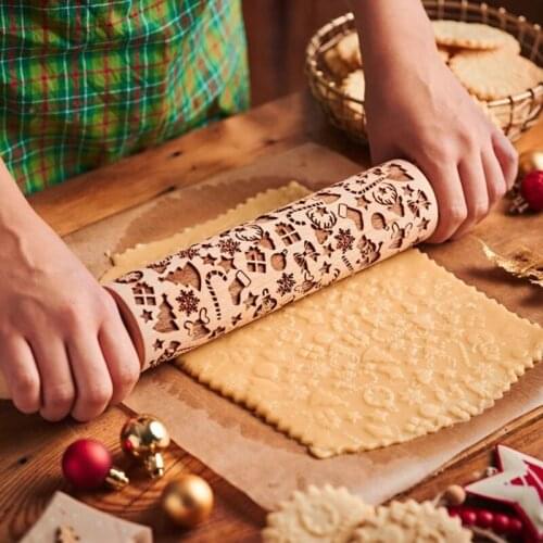 Christmas Embossed Rolling Pin Baking Cookies Biscuit Fondant Cake Dough Roller Reindeer Snowflake Wooden Kitchen Baking Tools