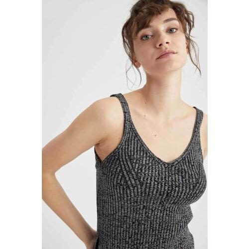 DeFacto Spring Woman Tops & Tees Geometric Pattern Strappy Knitwear Athlete Regular Fit Streetwear Female Fashion-T9403AZ21SP