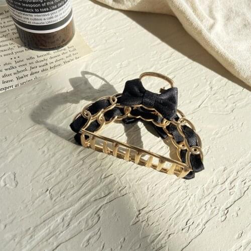 TIMEONLY Sweet White Black Red Bowknot Large Hair Clips Jewelry Geometric Twisted Hair Claws Elegant Hair Accessories for Women