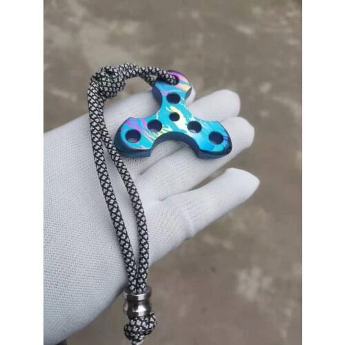 Mackwalker Titanium Alloy Triangle Keychain Tool