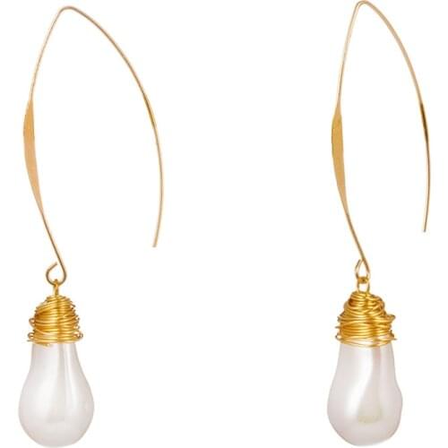 Golden V Shaped Pearl Earrings Earrings for Women Banquet Couple Wedding Earrings Fashion Jewelry Birthday Gift for Girlfriend