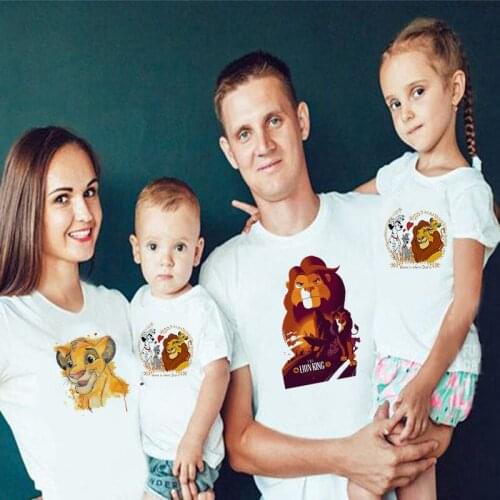 Cute Vintage O-neck Family Matching Outfits Summer Clothes for Parents and Kids Disney The Lion King Printed Short-sleeved Tees