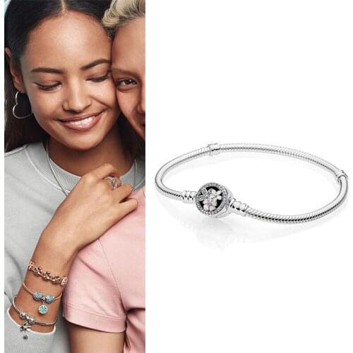 Original 925 Silver PAN Love Magnolia Fashion Womens Bracelet Is Suitable For Mens And Womens Classic Wedding Gifts