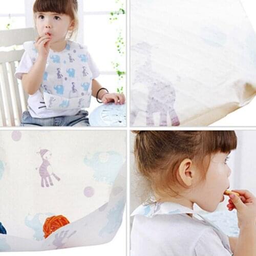 2021 Hot Sale 10 Pcs/Set Lovely Waterproof Non-Woven Fabric Disposable Bibs Eating Saliva Paper Bibs For Babies