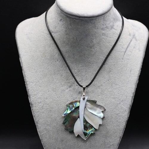 Natural Shell Pendant Necklace Leaf Shape Abalone Shell Pendant Necklace for Jewelry Necklace Exquisite Gift Length 55+5cm