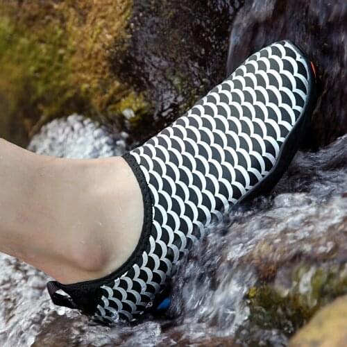 Unisex Beach Water Shoes Sneakers Swimming Shoes Quick-Drying Aqua Shoes And Children Water Shoes 5z