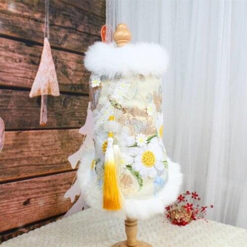 Pet dog clothes pet Tang suit cheongsam Chinese style lotus pond moonlight show Wo suit pet New Year dress Tassel Chrysanthemum