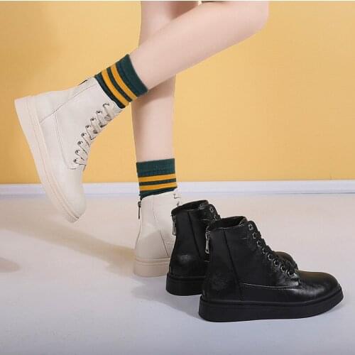 Martin Boots Womens British Style Short-Tube Winter Net Red New Fashion Casual Solid Color New Hot Models