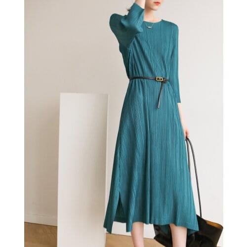 Miyake pleated round neck next door lady long sleeves slimming long style dress for summer 2021