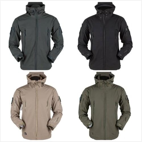 Hot sale Outdoor Soft Shell Fleece Men And Women Windproof Waterproof Breathable Warm Three-In-One Coat Shark Leather Jacket