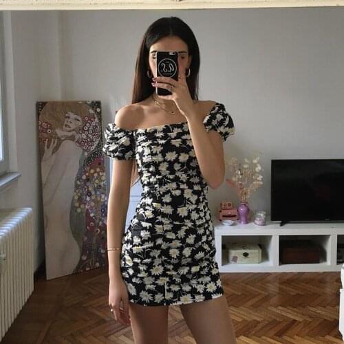 BE HYGGE floral print small daisies pleated sexy mini dress 2020 summer women fashion streetwear outfits ruched sundress