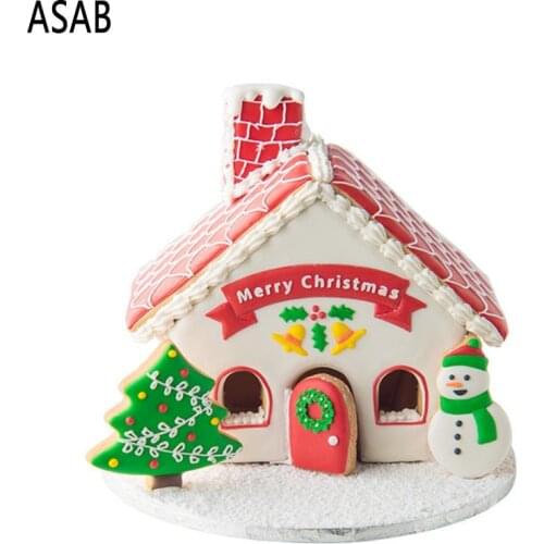 3D Christmas Gingerbread House Mould DIY Biscuit Mold Pastry Cake Stamp Baking Tools Plastic Cookie Cutter Set 8pcs/set