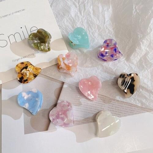 Vintage Hair Claw Small Hair Clips for Women Cute Simplicity Colorful Hair Clips Girls Hair Accessories Claw Clip Hair Barrettes