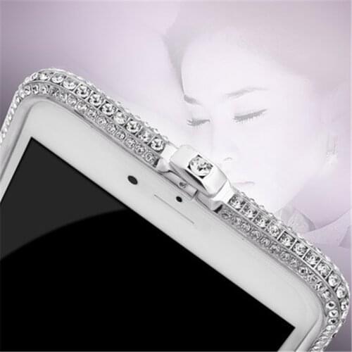 Luxury Shiny Rhinestone Bumper for Iphone 6 6s X Xs Max XR Glitter Aluminum Case for Iphone 10 11 7 8 Plus Metal Diamond Case