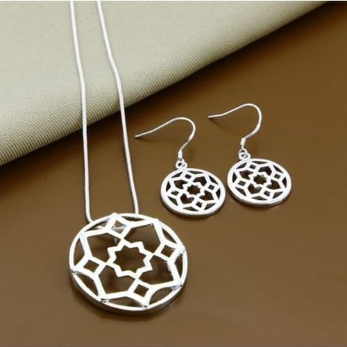 New Arrival 925 Sterling Silver Fashion Simple Round Flower Necklace Earrings Sets Two-Piece Set Christmas Gift
