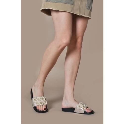 Beige Elegant Flower Pattern Lady Slipper