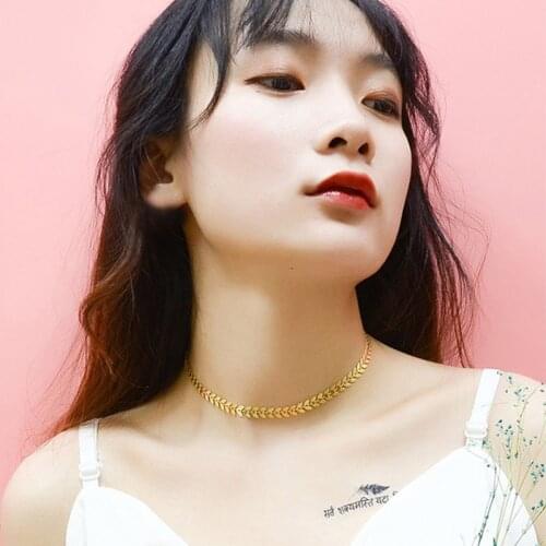 RHYSONG JEWELLERY Chokers On The Neck