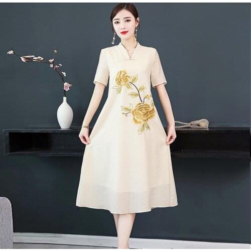 Cheongsam New Arrival 2020 Modern Chinese Dress Qipao Women Gowns Embroidery Robe Vintage Femme Elegant Cheongsam Dress 10141