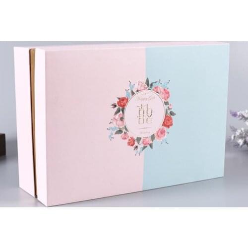 Customized Gold Stamping Logo Premium Gift Packaging Box，Folding Gift Box with flip-lid ---XP0262