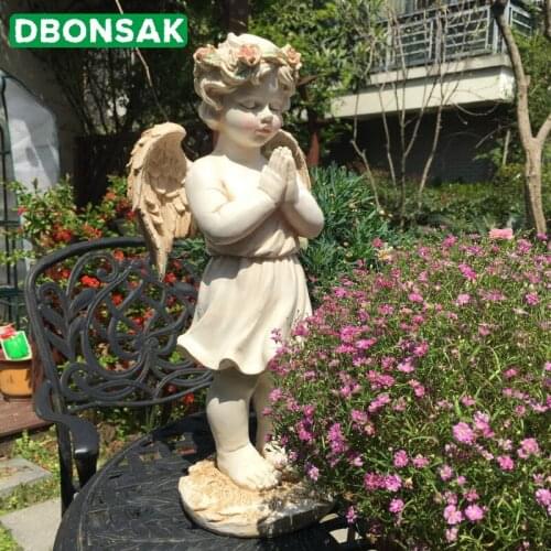 Resin Angel Ornaments Rose Garland Lips Angel Girl Sculpture Outdoor Garden Landscape Courtyard Villa Park Home Decor Crafts