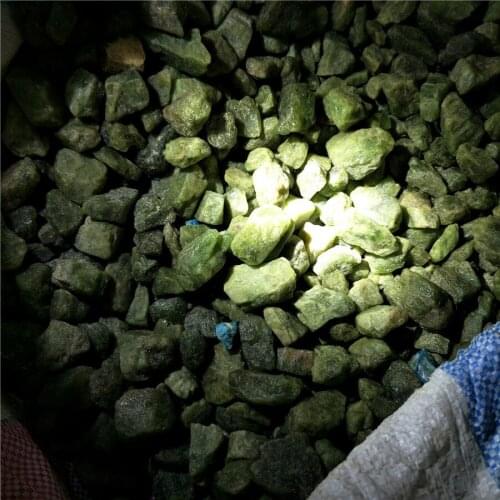 DHX SW 100g Green Apatite Rough Gemstone for Home Decoration Fish Tank