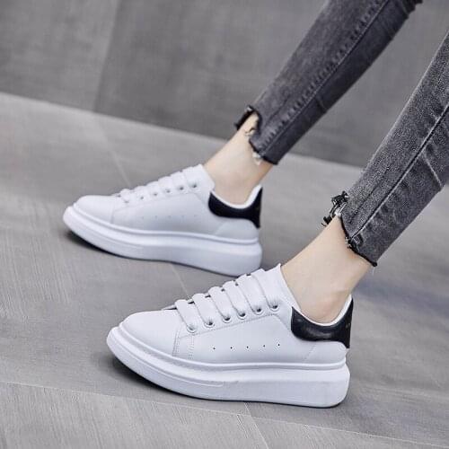 Fashion White Sneakers Women Leather Light Vulcanize Sports Shoes Casual Breathable Platform Shoe for Female Reflective Footwear