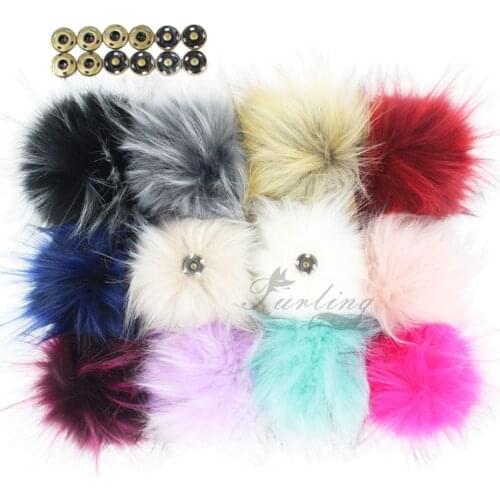 12PCS Faux Raccoon Fur 11CM Fluffy Pompoms Ball with Press Button for Hat Beanie Accessories Women Keychain Hand Bag Charms