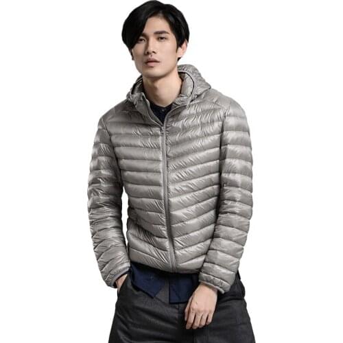 New Spring Autumn Fashion Light Thin Hooded Down Coats Men 90% White Duck Down Coat Casual Solid Full Sleeve Jackets Man Mw382