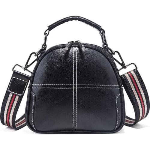 Fashion Women Handbags Women Leather Shoulder Bag Female Crossbody Handbag Totes Lock Chain Rivets Vintage Woman Doctor Bags