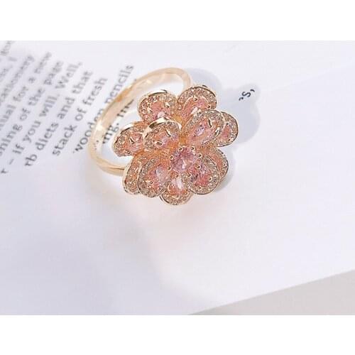 Spring Fashion Flower Rings for Women Romantic Sweet Wedding Party Jewelry Statement Designer Cubic Zirconia Petal Ring