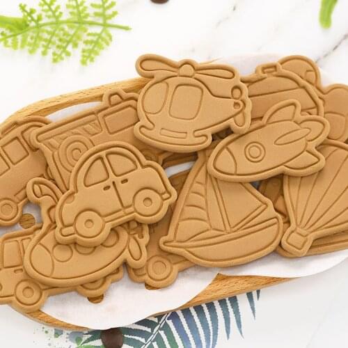 3D Cartoon Cookie Cutters Car Truck Submarine Helicopter Biscuit Stamp Mold DIY Baking Mould For Cake Decoration Kitchen Gadget