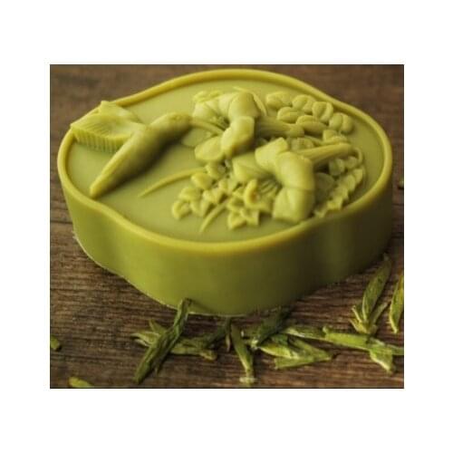 Silicone Molds Soap Mold Moulds Soap Making Mould Take Honey Handmade Food Grade Mould Aroma Stone Hummingbirds in The Flowers