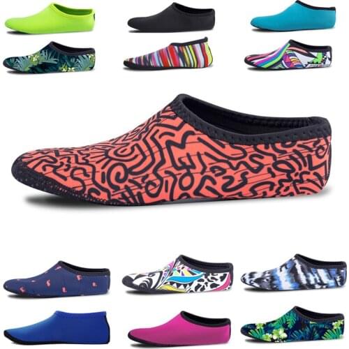 Water Shoes Aqua Socks for Womens Mens Kids Barefoot Swim Shoes Quick-Dry Beach Pool Socks for Surf Yoga Summer Outdoor Exercise