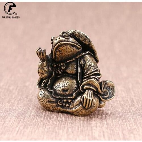 Master Toad Pure Copper Ornament Tea Pet Chinese Classical Desktop Toy Decoration Crafts Vintage Brass Animal Figurine Miniature