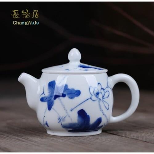 Changwuju Beautifully Chinese teapot Handmade hand painted porcelain tea pot Jingdezhen blue and white ceramic infuser teapot