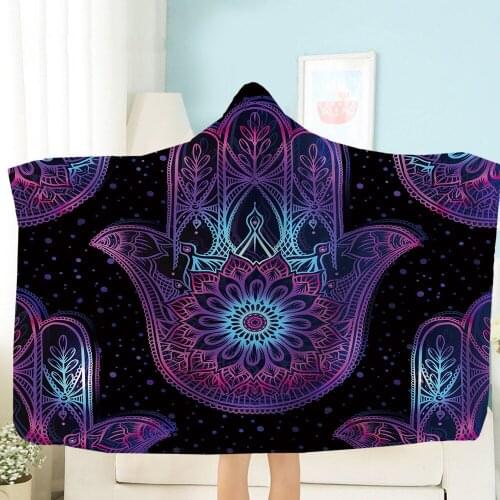 Modern Fashion Totem Plush Hooded Blanket 3D Printing Warm Blanket Bed/sofa/nap/playing Can Wear Blankets