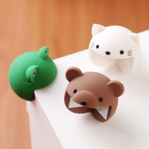 4pcs/lot Cute Cartoon Baby Safety Furniture Corner Guards Soft Child Baby Safety Silicone Table Desk Corner Protector Edge Cover