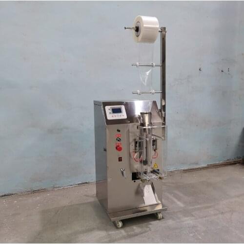Small Vertical Automatic Packaging Machine For Olive Oil Soy Sauce Milk Water Liquid Packing Machine