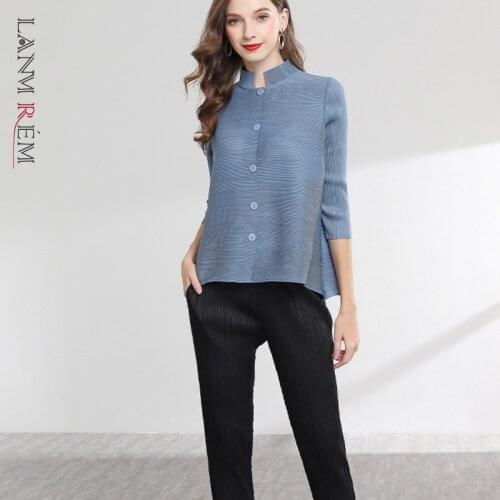 LANMREM 2021 New turtleneck Collar Single Breasted Three Quarter Pleated Loose Open Stitch Cardigan Female Short Jacket WG95416