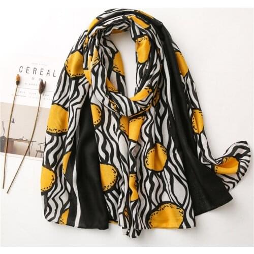 2020 Spain Fashion Lemon Fruit Paisley Tassel Viscose Shawl Scarf Lady High Quality Pashmina Stole Wrap Muslim Hijab 180*90Cm