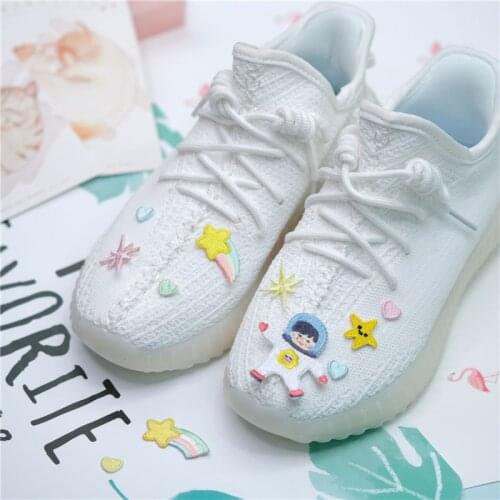 AHYONNIEX 1PC universe Astronaut embroidery applique patch Iron on patches clothes with glue bag hat dress book DIY sticker