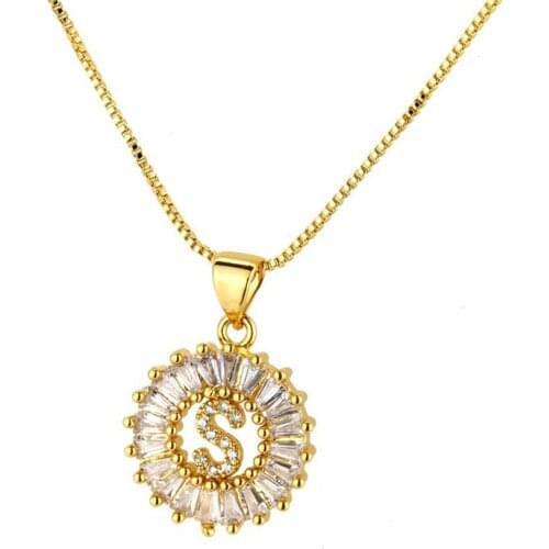 Romad 4 Color Stainless Steel Circle Pendant Necklaces Girl Boys 26 English Letter Smaller Size Necklace Children Long Chain R45