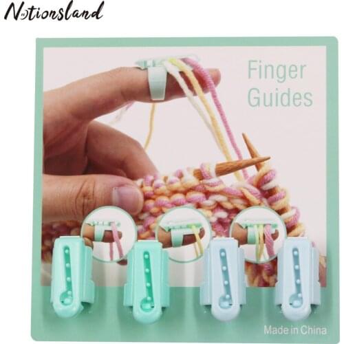Yarn Guide Finger Holder Knitting Thimble Crochet Loop Knitting Supplies for Crochet Knitting Crafts Accessories 2 Colors