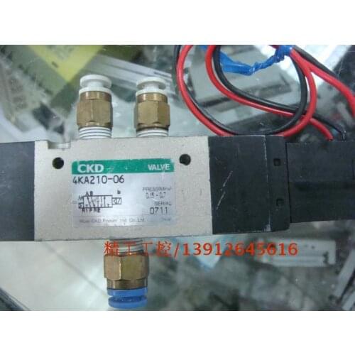 [SA] Positive! Japan CKD original secondary electromagnetic valve 4KA210-06 spot in kind --2PCS/LOT
