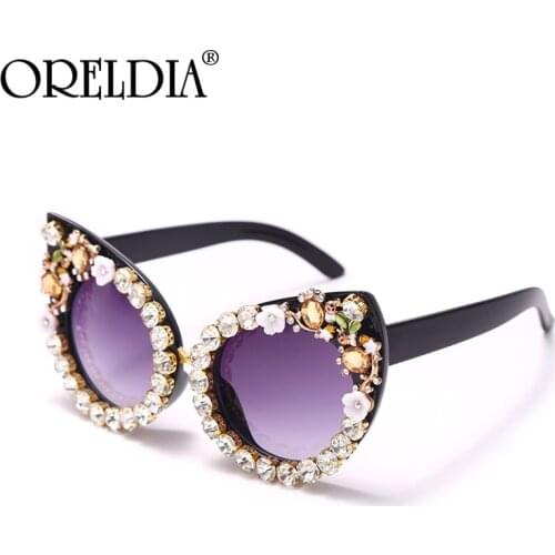 Luxury Cat Eye Diamond Sunglasses Women Diamond Big Frames Sun Eyewear Lady Brand Designer Colorful Rhinestones Sunglasses UV400